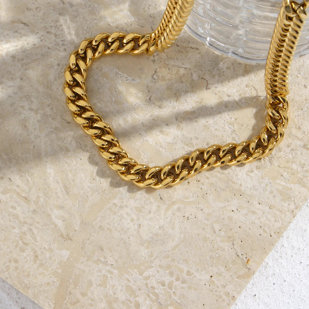 2024 Neue 18 Karat vergoldete Edelstahl-Halskette und Armband für Damen, Titan-Stahl-Halsketten-Schmuck