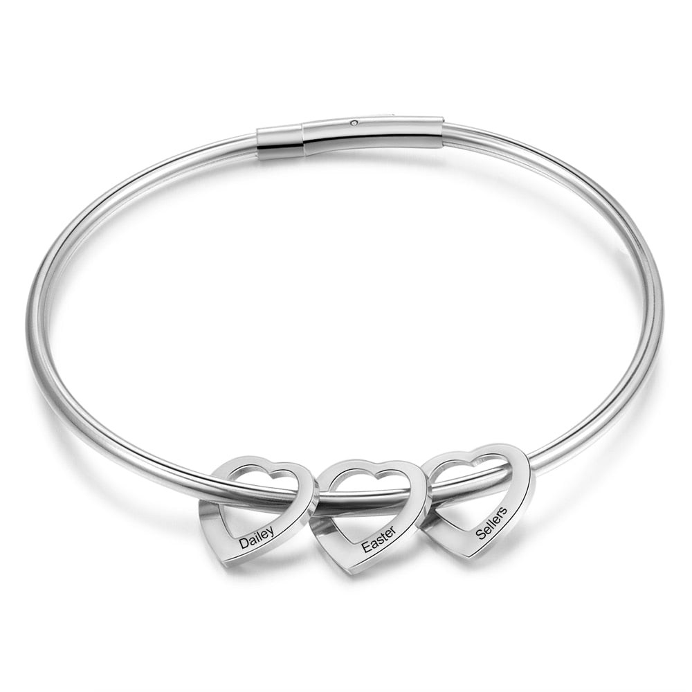 Personalisierte gravierte Namens-Herz-Charm-Armbänder für Frauen, individuelle Edelstahl-Armreifen, Muttertagsgeschenke für die Familie