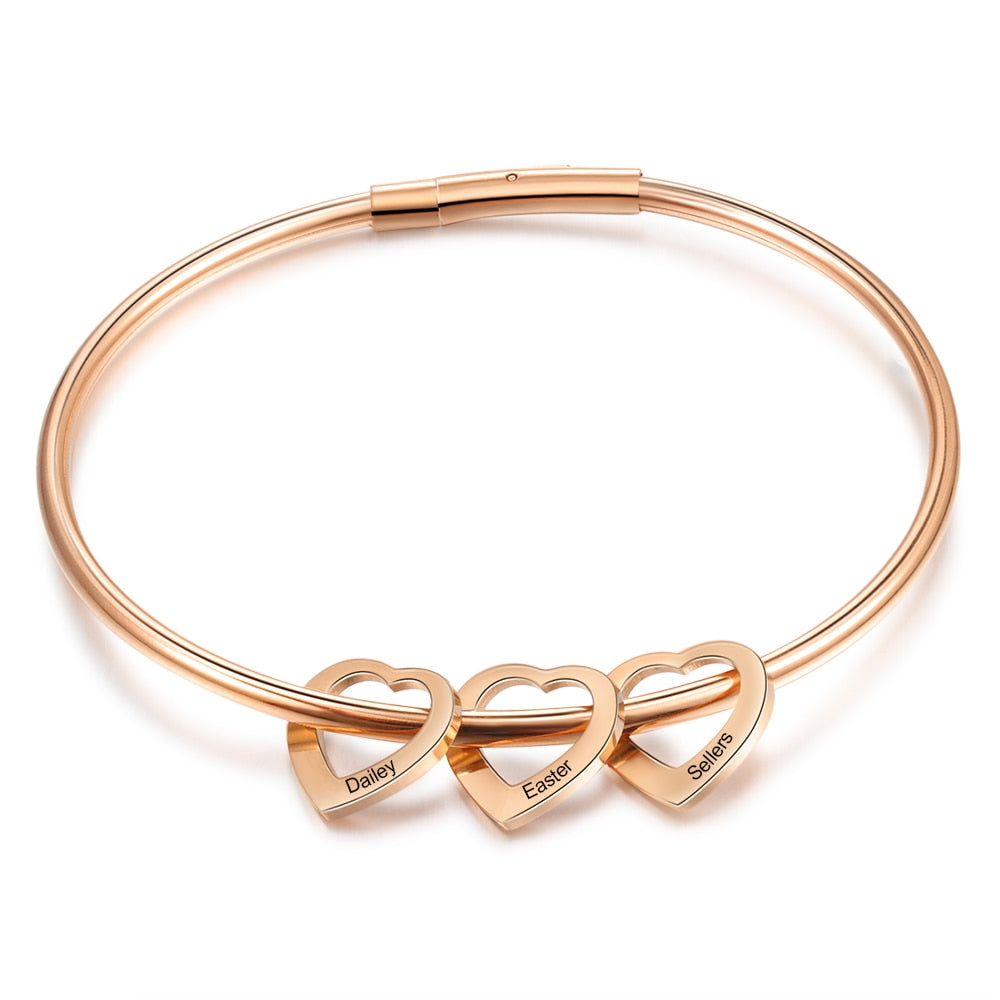 Personalisierte gravierte Namens-Herz-Charm-Armbänder für Frauen, individuelle Edelstahl-Armreifen, Muttertagsgeschenke für die Familie