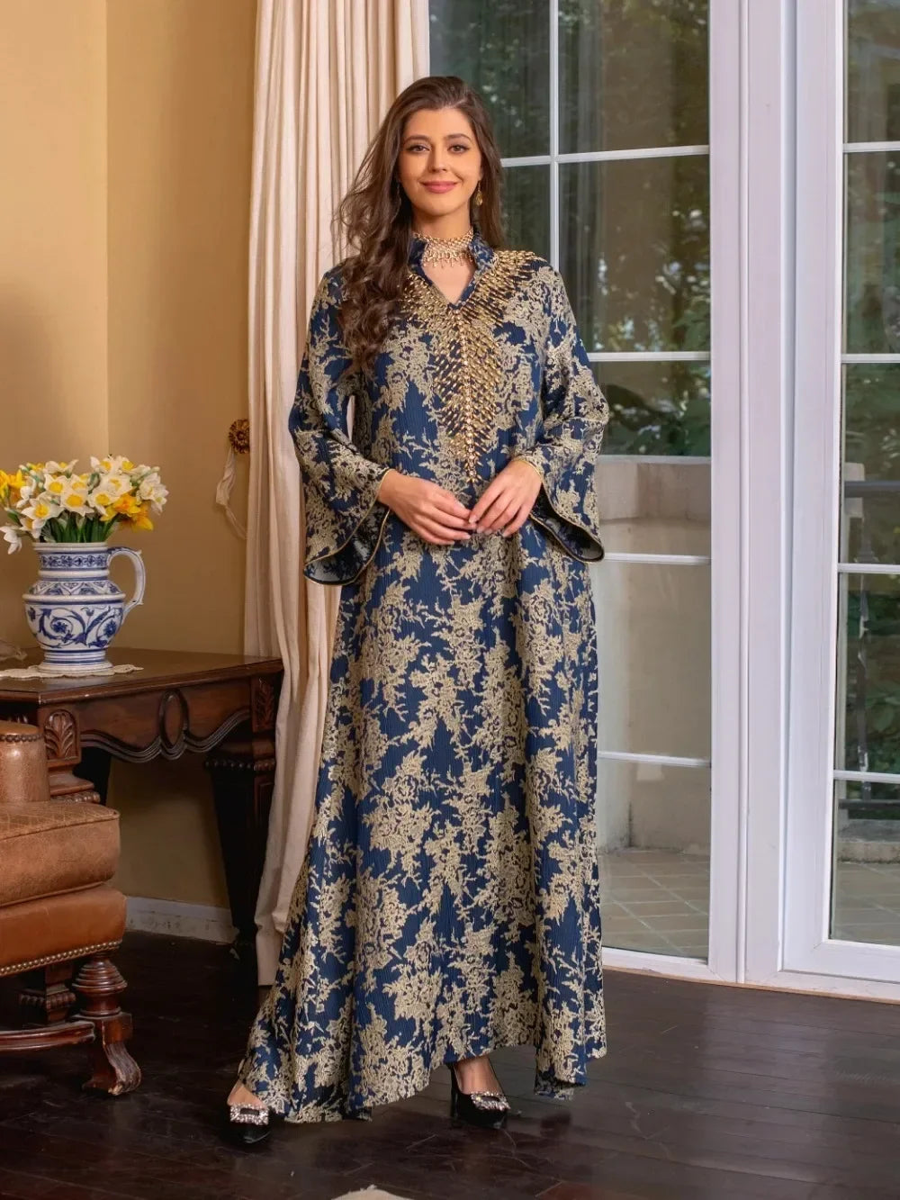 Robe de soirée musulmane pour les femmes avec perles et col montant, robe longue de Eid