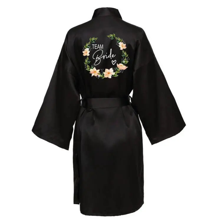 Pyjama en Satin Kimono, peignoir de demoiselle, robe de mariée d'équipe de fête de mariage avec lettres noires